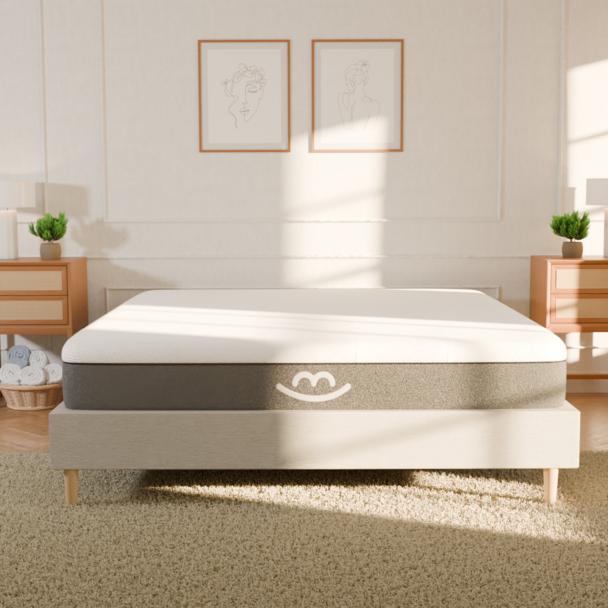 Matelas latex et mousse à mémoire de forme Gaia - 25cm dans une chambre lumineuse et spacieuse