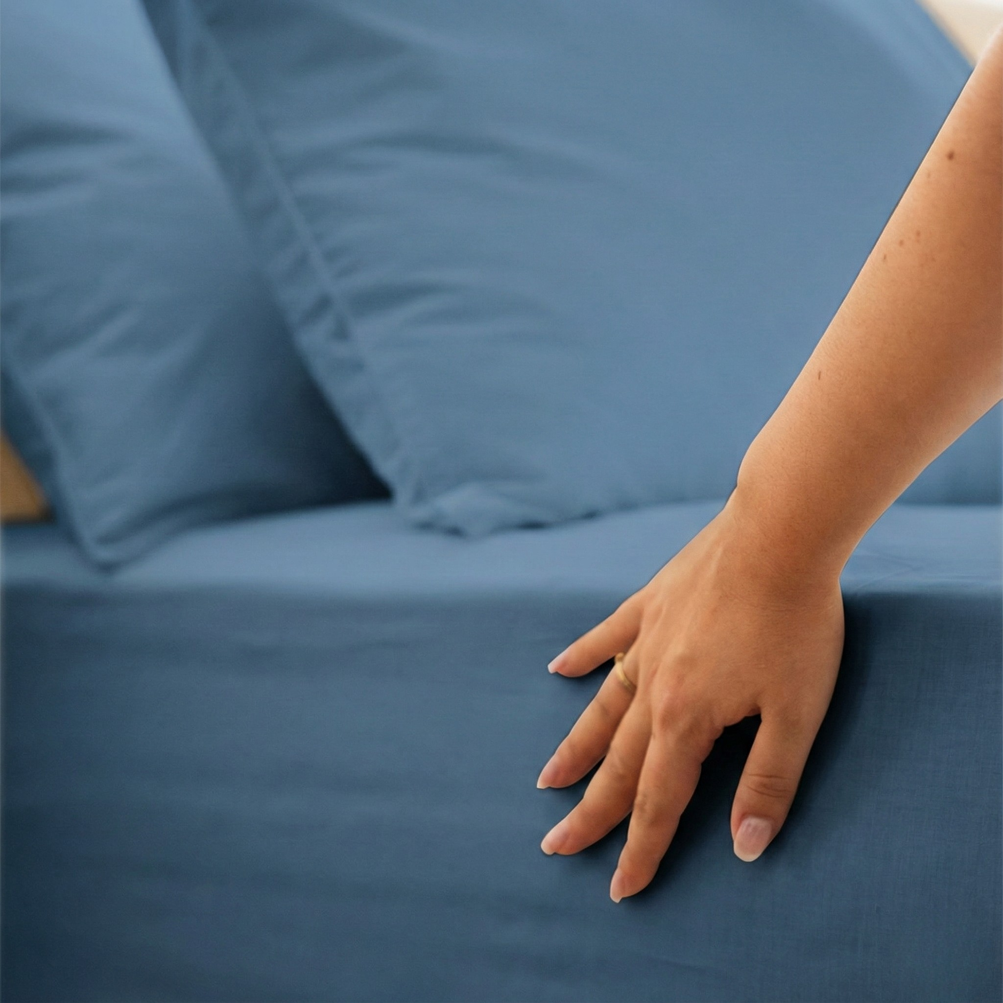 Cotton percale fitted sheet - 6 colors to choose from